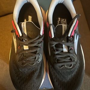Brooks Ghost Max women’s 9